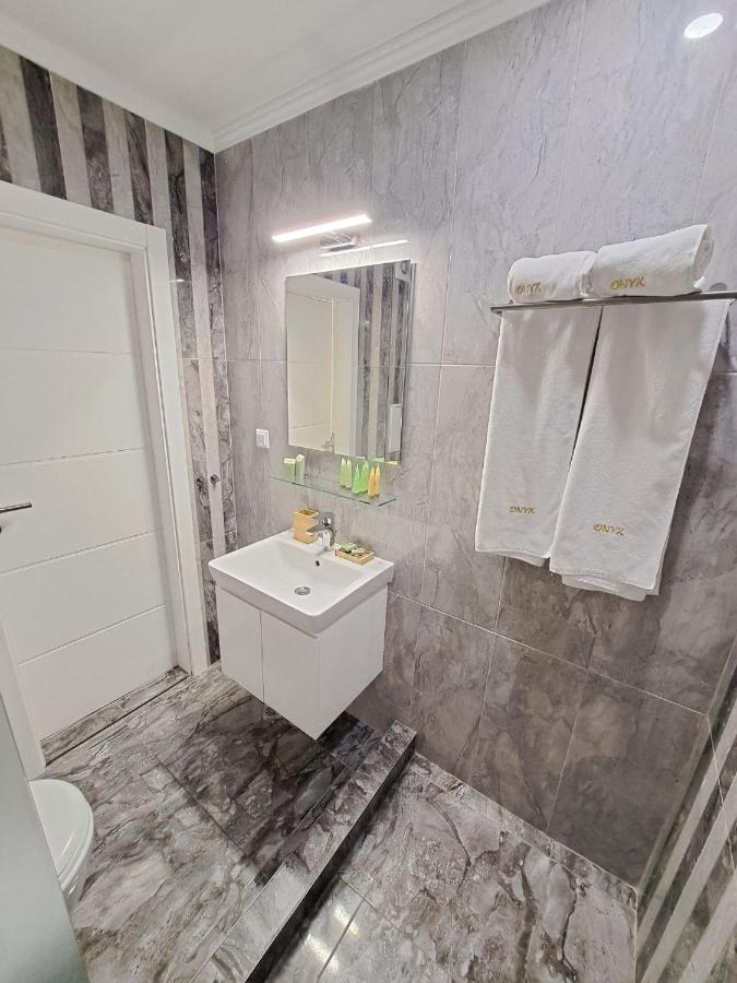 Onyx 2 Private Beach Apartment Sveti Vlas Exterior photo